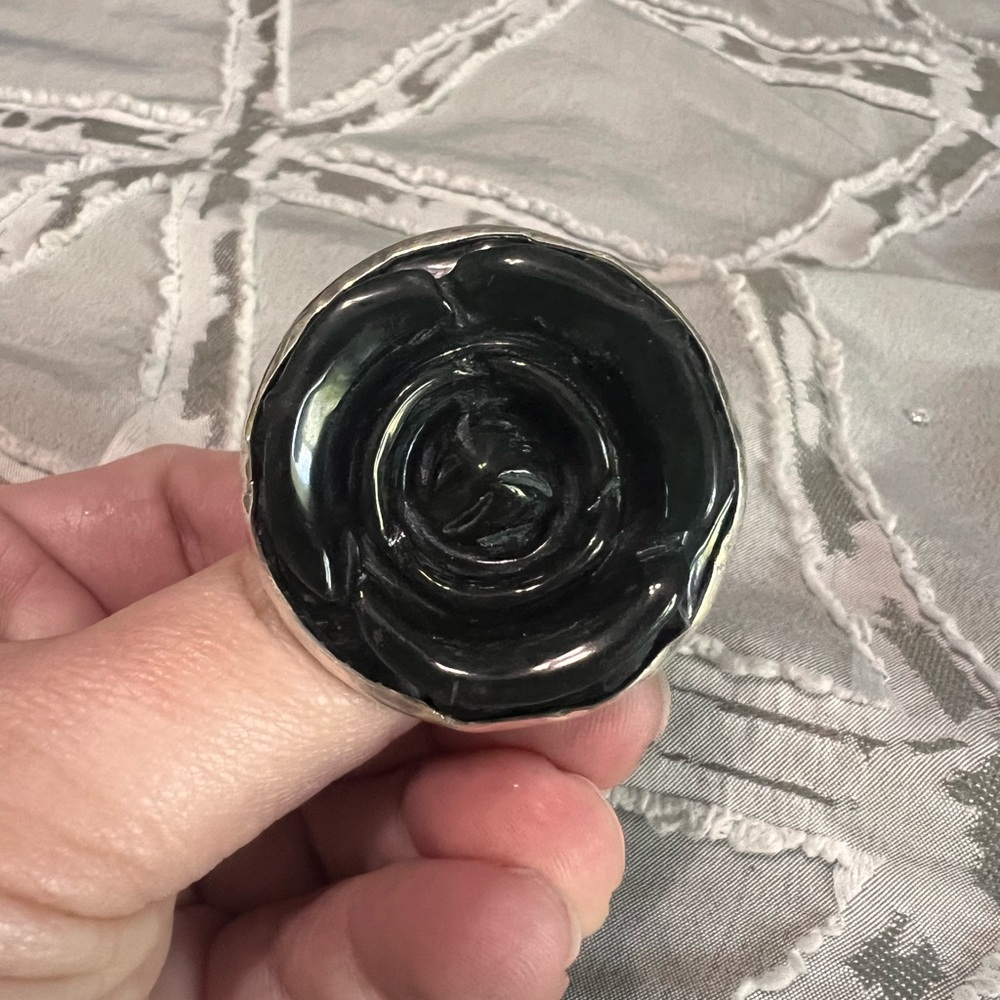 Sterling silver black onyx flower ring